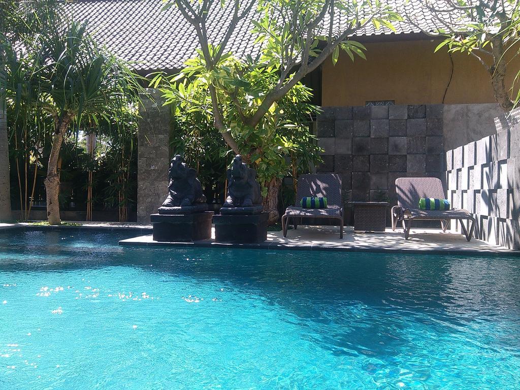Alami Resort, Restaurant And Dive Center Амед Екстер'єр фото