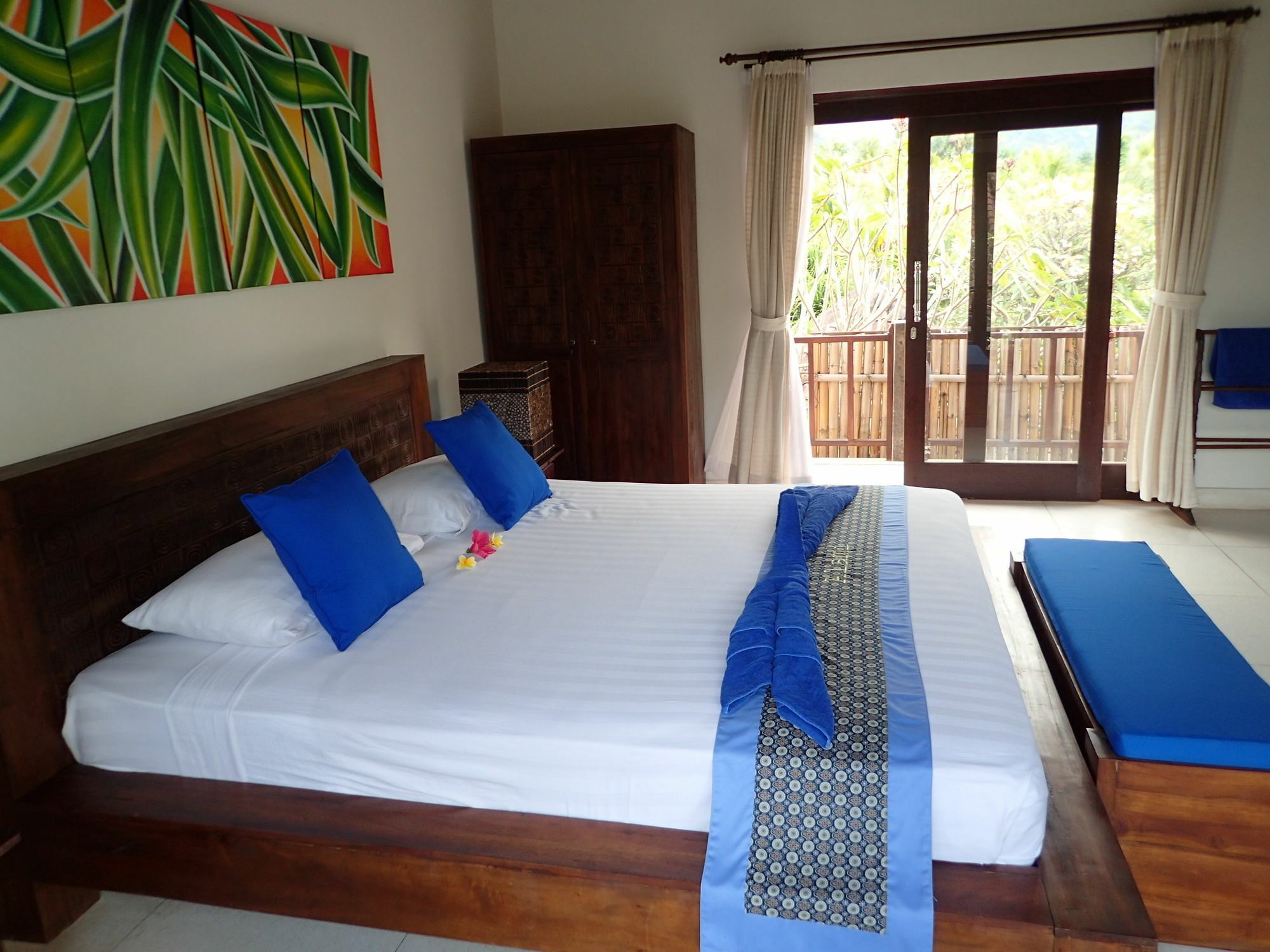 Alami Resort, Restaurant And Dive Center Амед Екстер'єр фото